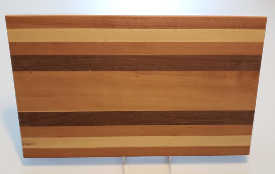 custom-cutting-board